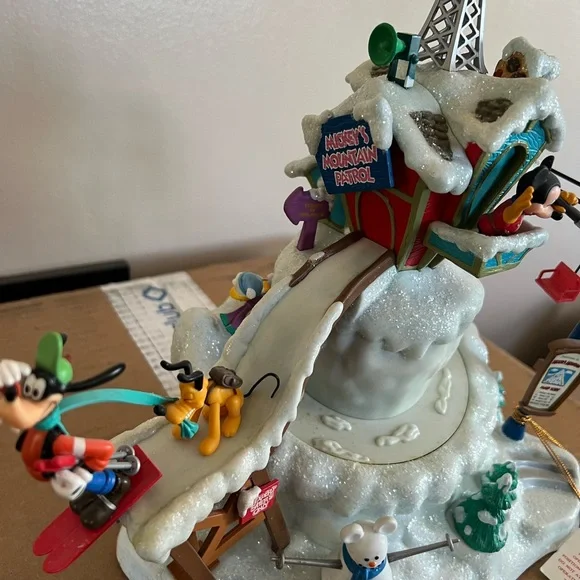 Vtg Enesco Disney 1995 Mickey's Mountain Patrol Tested Working. - Picture 5 of 5